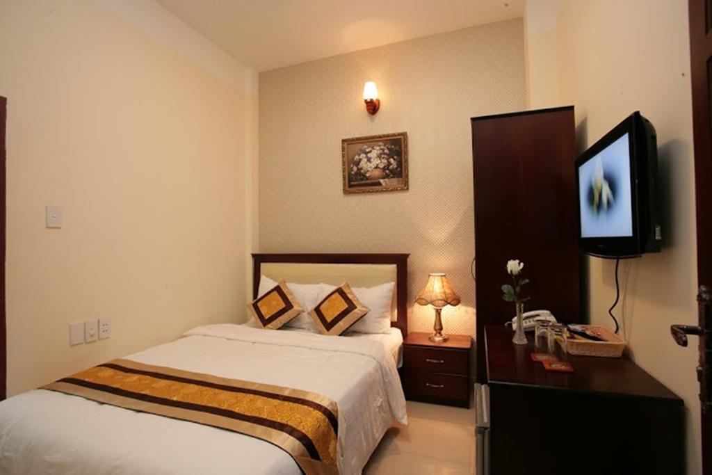 Nhat Hoang Hostel
