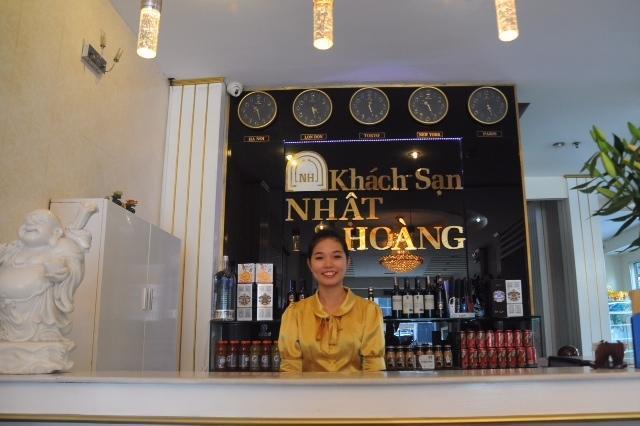 Nhat Hoang *